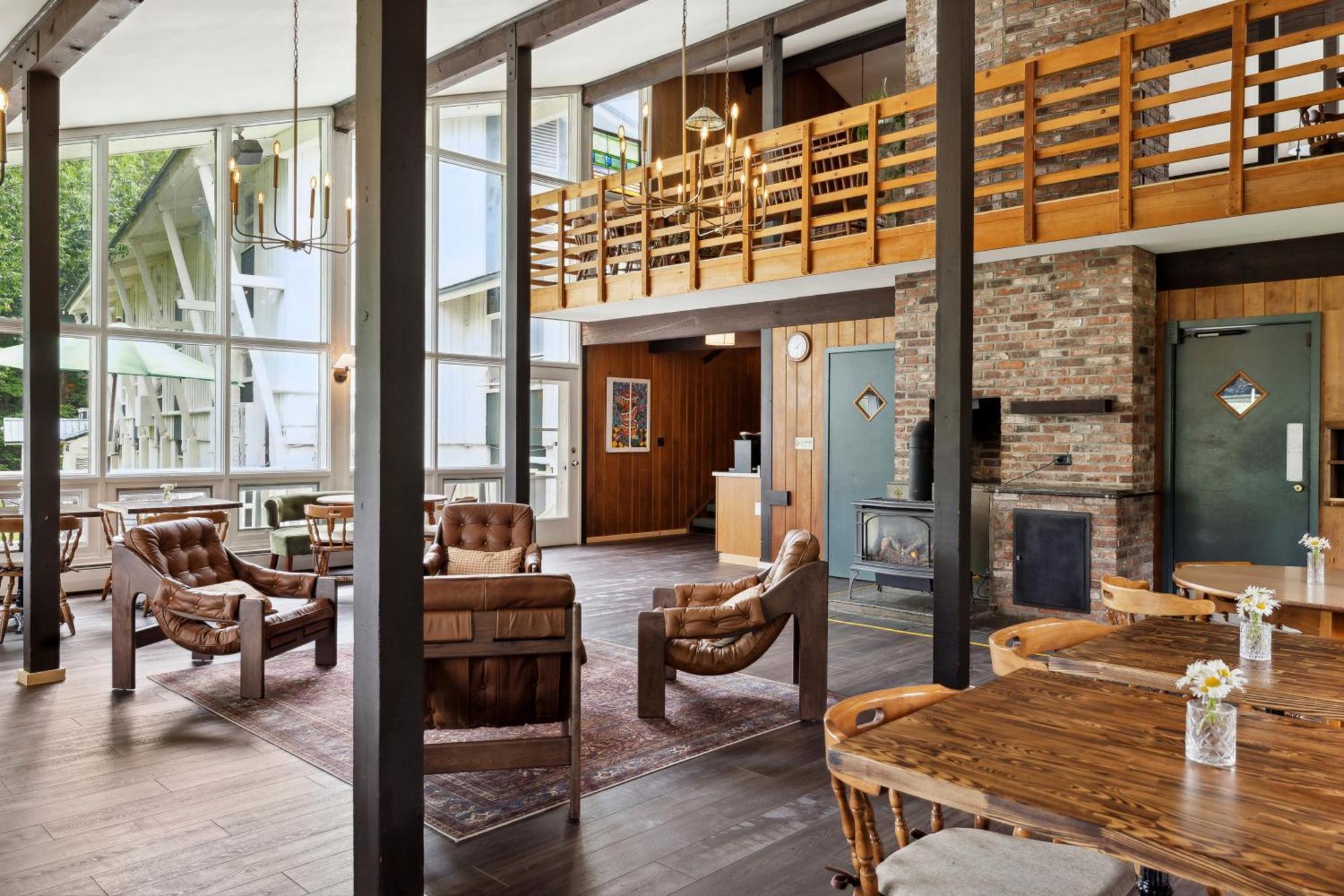 Mountaineer Inn West Dover Exteriör bild