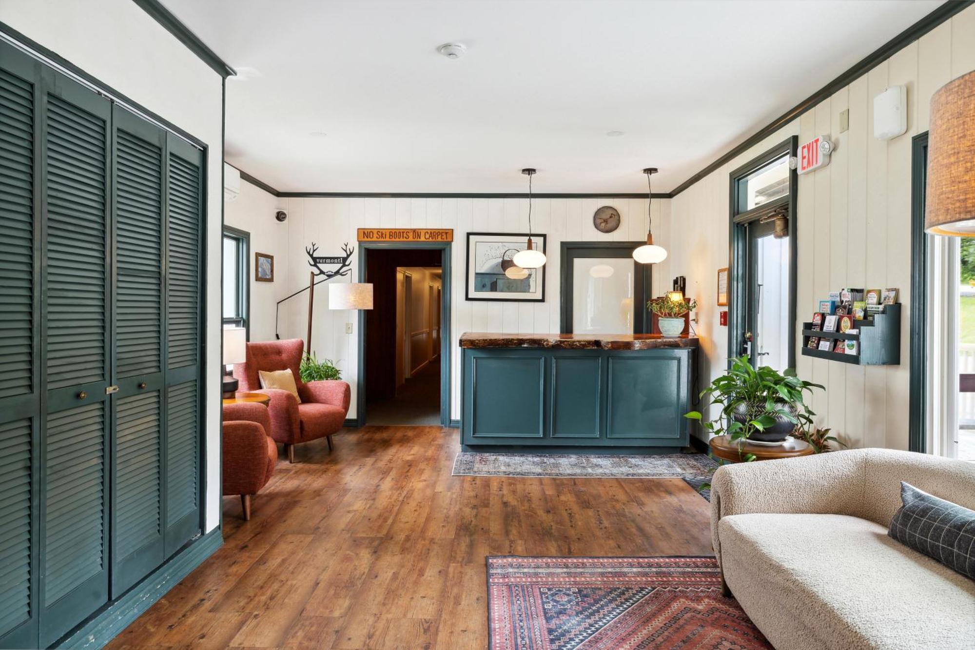 Mountaineer Inn West Dover Exteriör bild